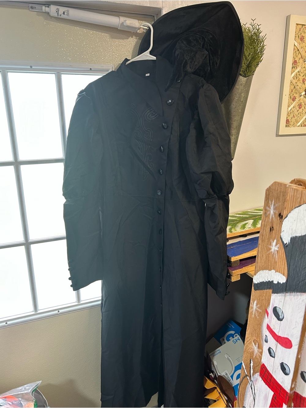 Black witch Halloween costume size 2XL